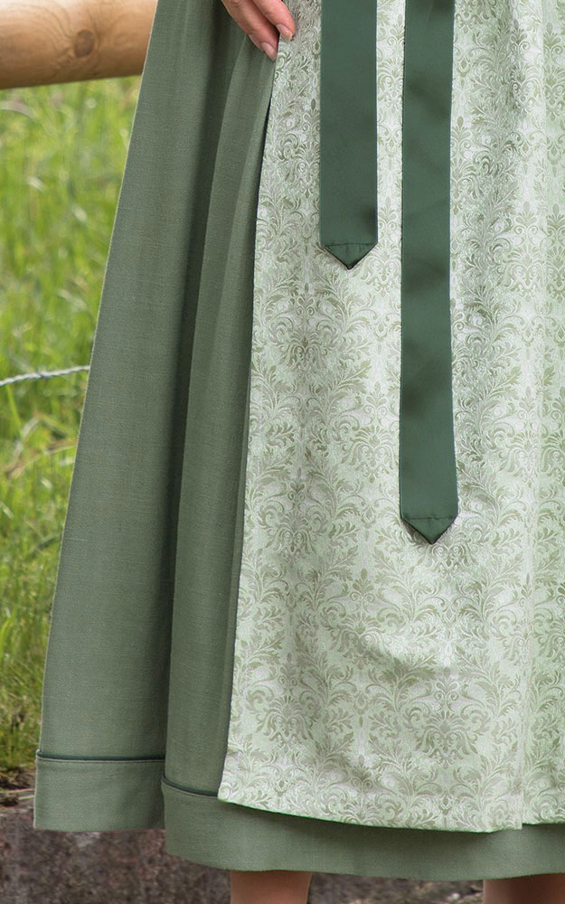 Blusendirndl Liesertal, mit Schürze