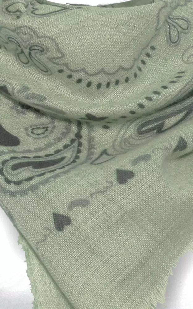 Tuch Herzmotiv, grün