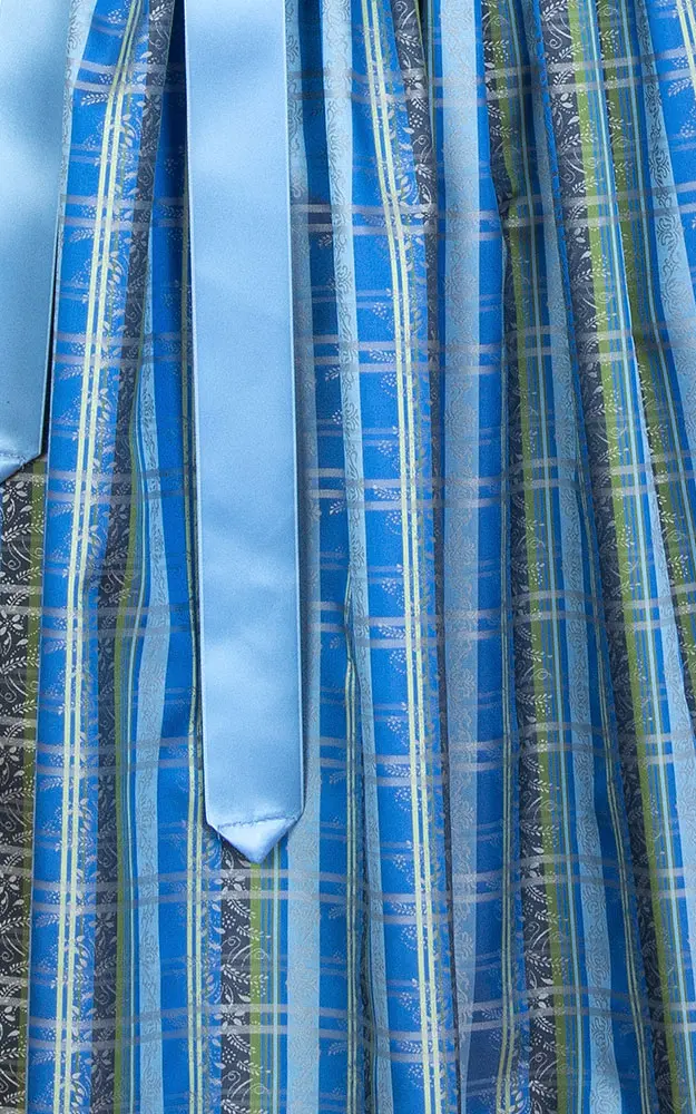 Blusendirndl Inntal, mit Schürze