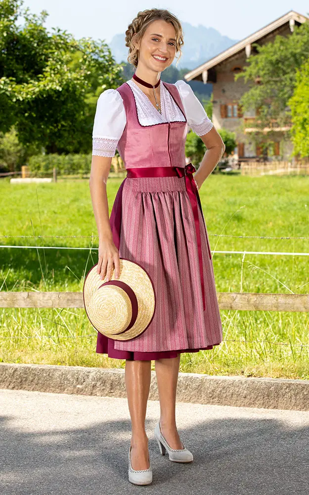 Blusendirndl Priental Samt rosa, mit Schürze