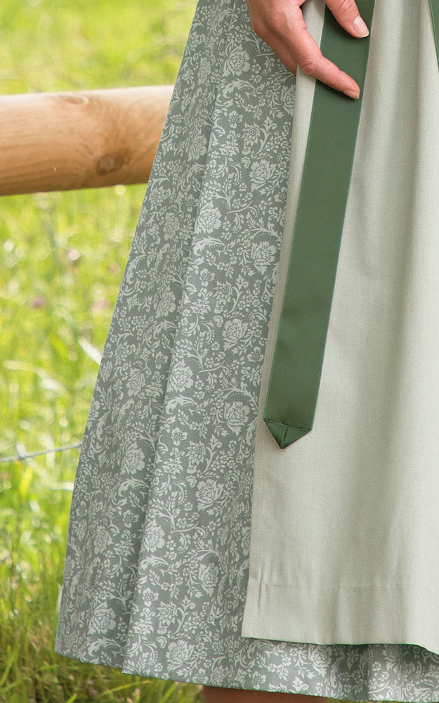 Dirndl Garching, mit Schürze