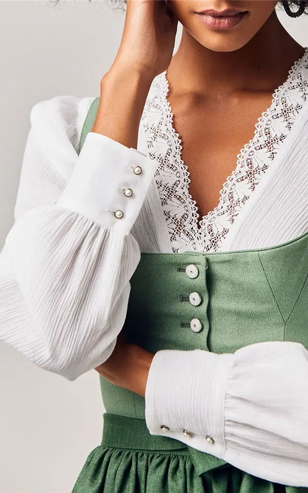 Dirndlbluse 01 10353SL, weiß