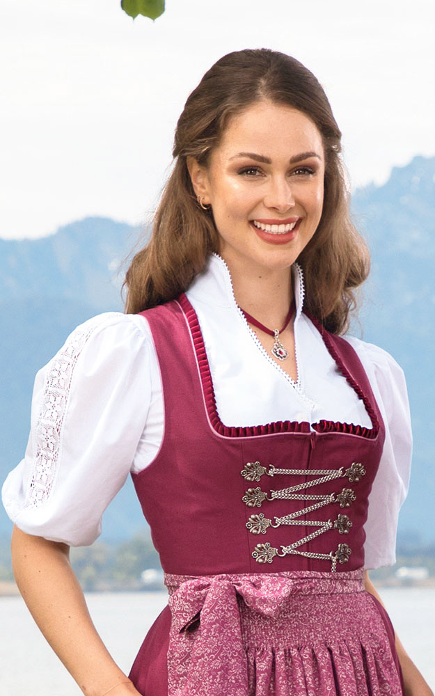 Dirndlbluse Andrea