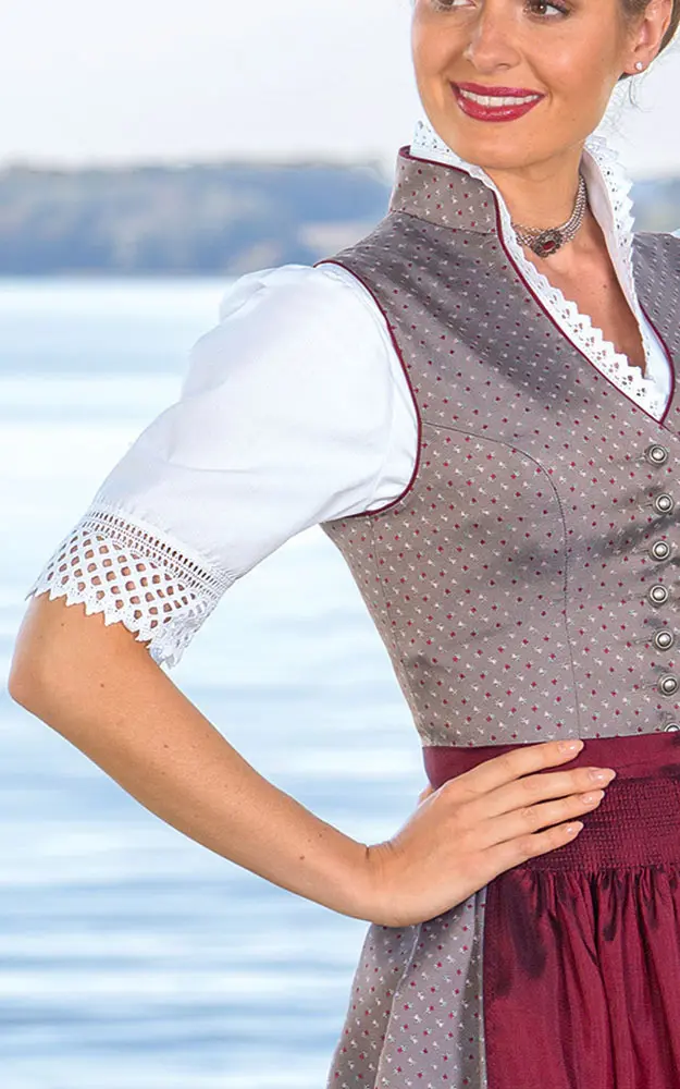 Dirndlbluse Anna