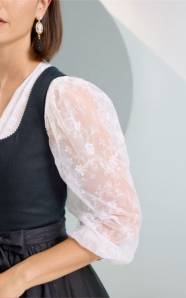 Dirndlbluse 61167, weiß