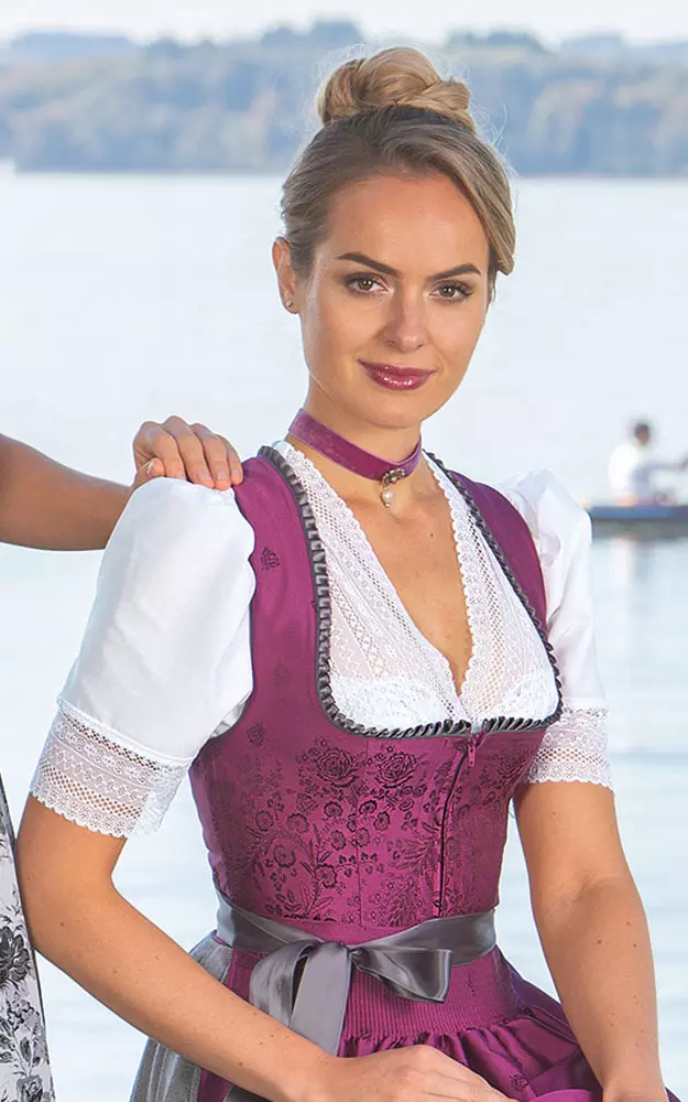 Dirndlbluse Viola