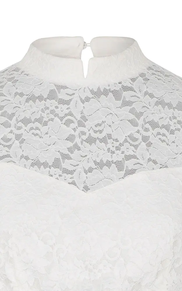 Dirndlbluse Andora, offwhite ärmellos