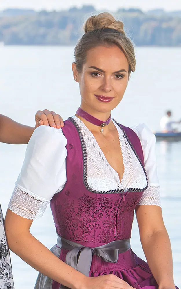 Dirndlbluse Viola