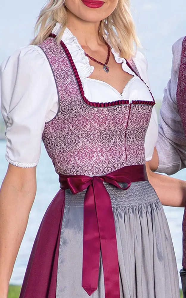 Blusendirndl Glottertal, mit Schürze