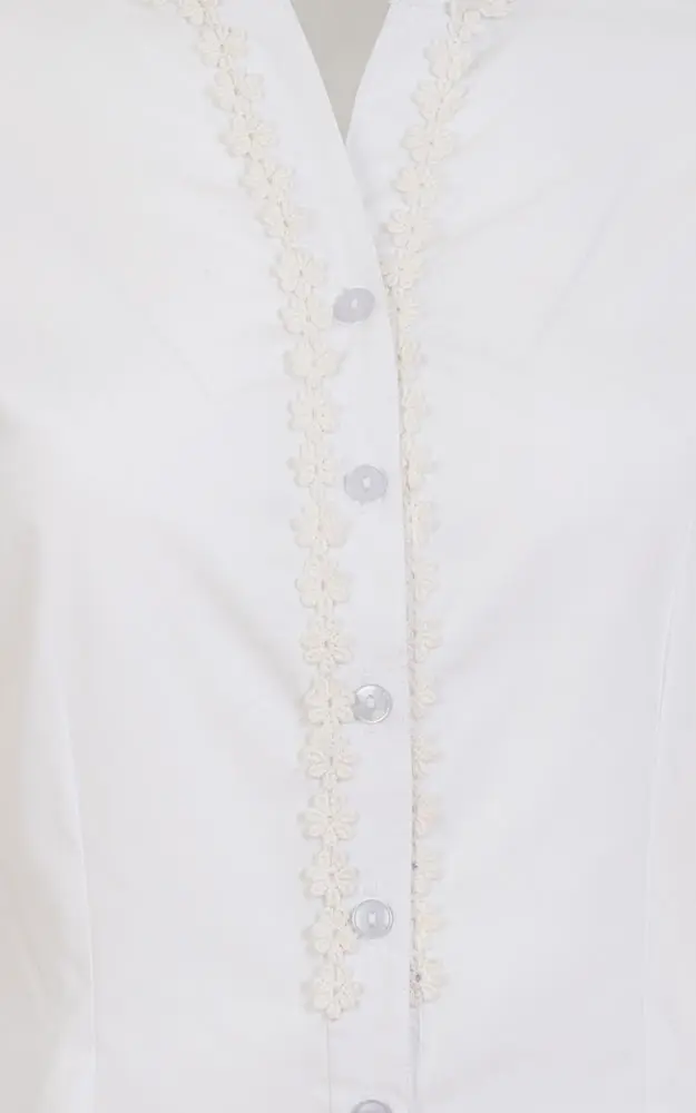 Trachtenbluse 49, weiß