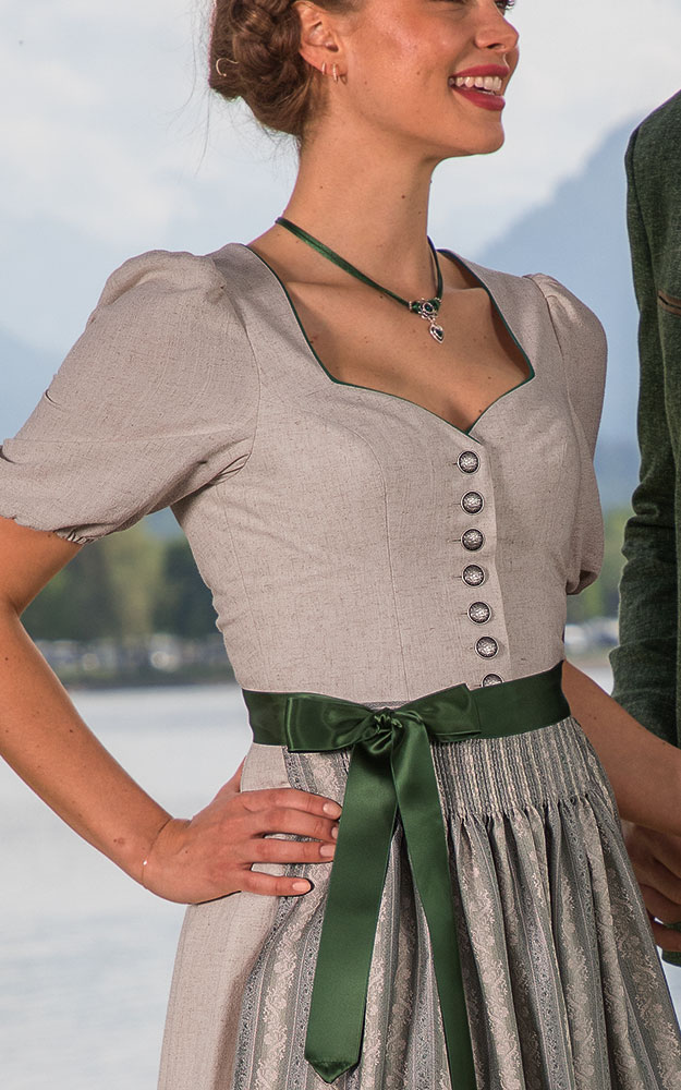 Dirndl Erlstätt, mit Schürze