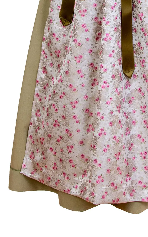 Blusendirndl Schöntal, mit Schürze