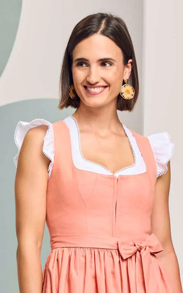 Dirndlbluse Flügelarm, weiß