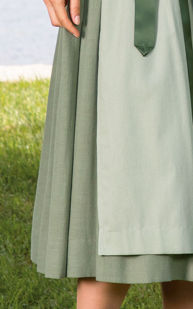 Dirndl Aibling, mit Schürze