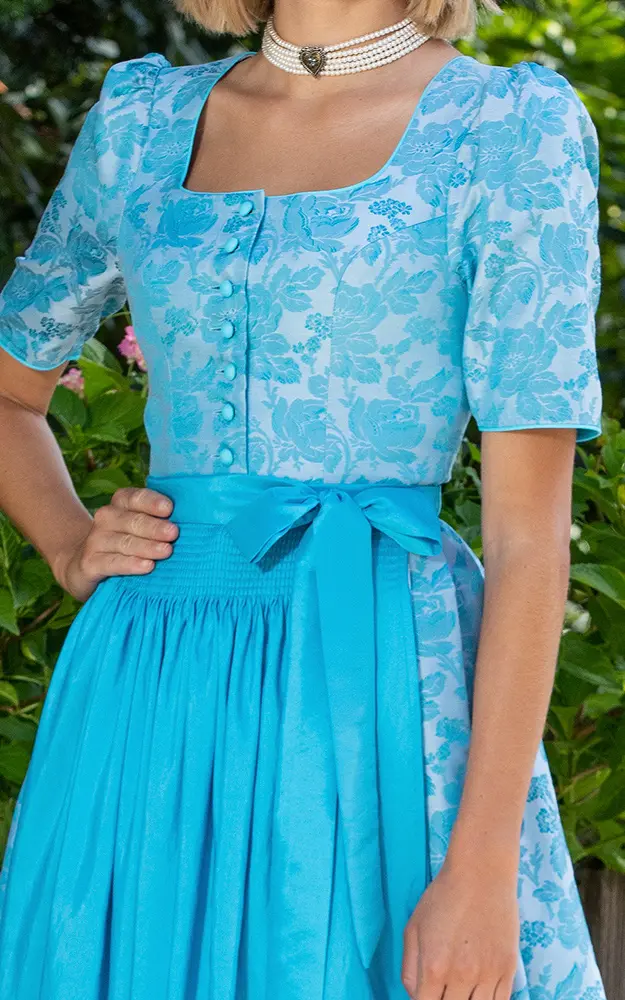 Dirndl Rottach, mit Schürze