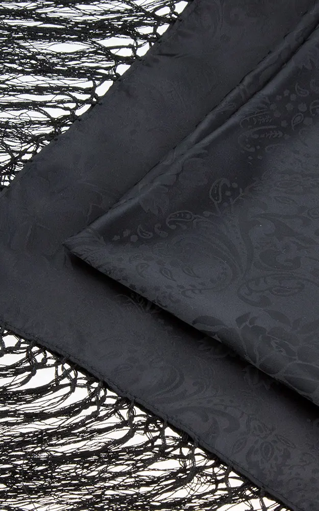 Seidentuch Nr. 06, schwarz