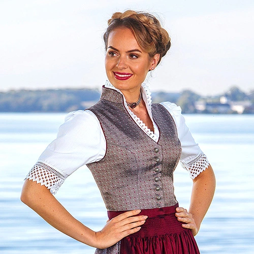 Dirndl- blusen