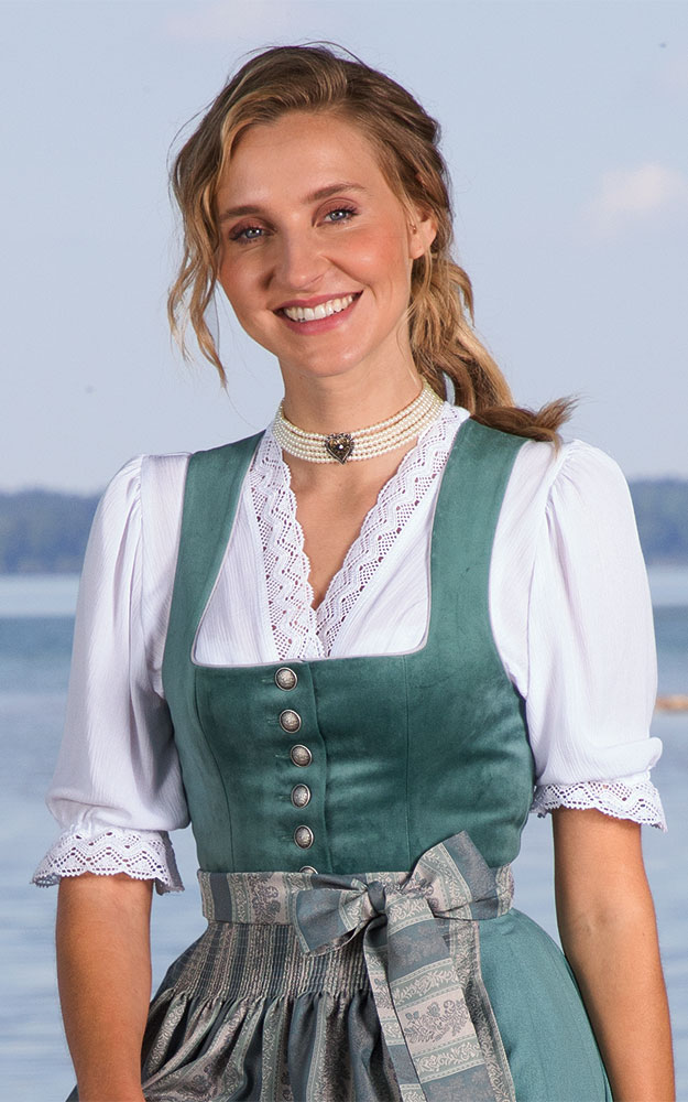 Dirndlbluse Emilia