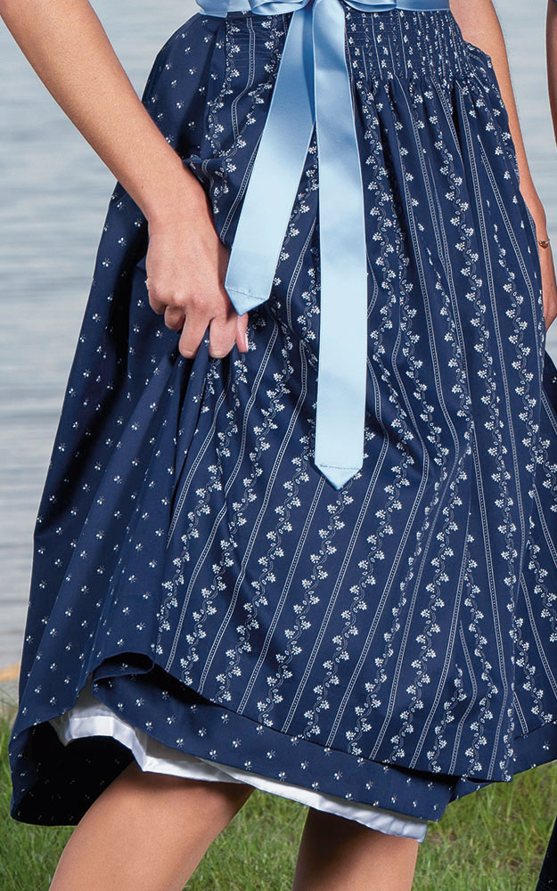 Blusendirndl Wipptal, mit Schürze