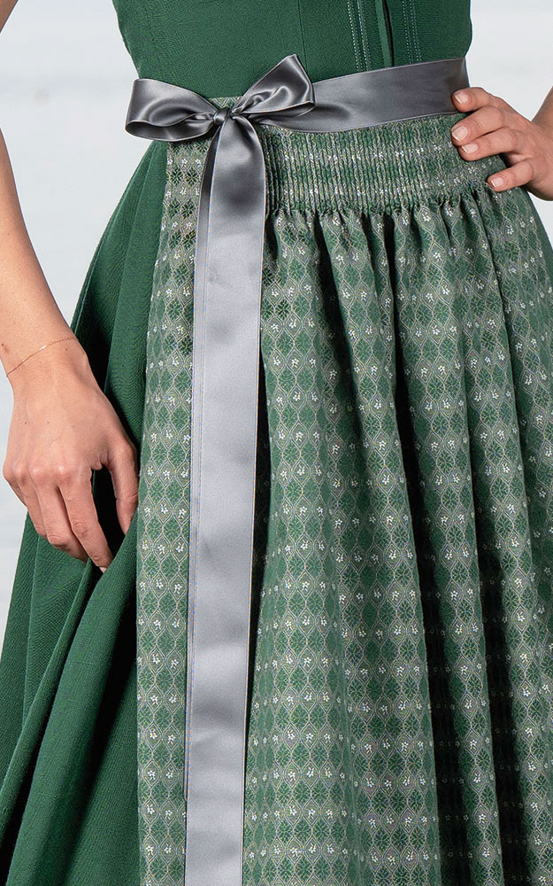 Blusendirndl Laubsee, mit Schürze