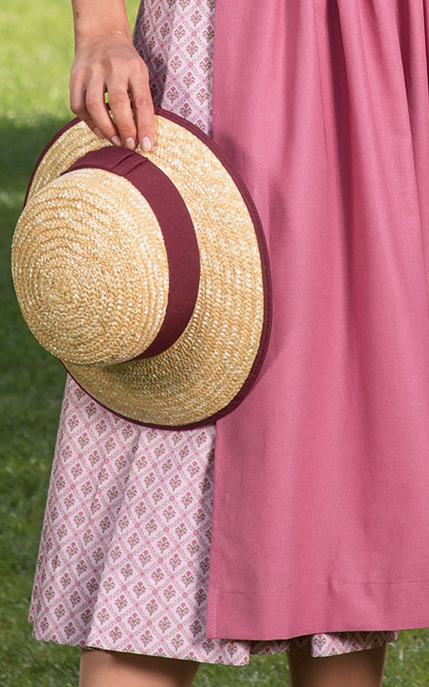 Blusendirndl Walsertal, mit Schürze