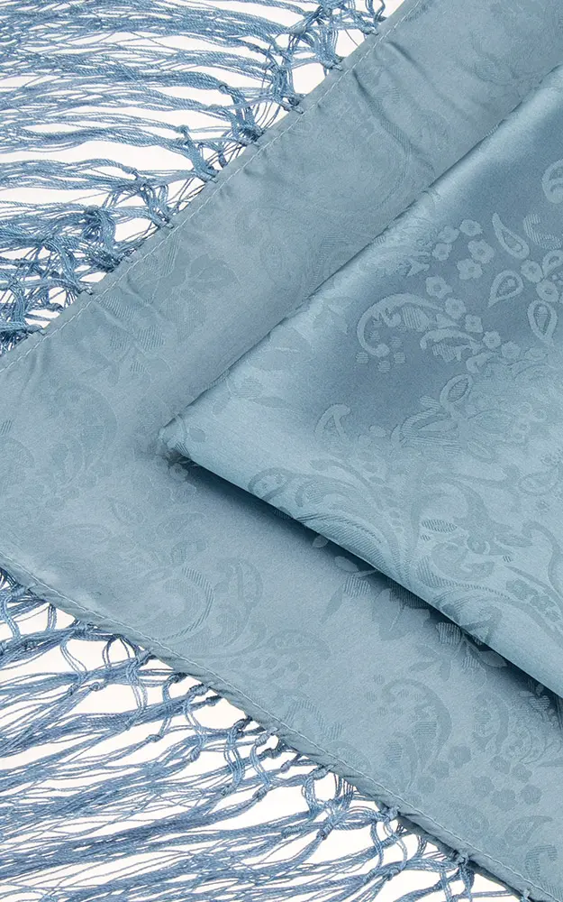 Seidentuch Nr. 43, hellblau