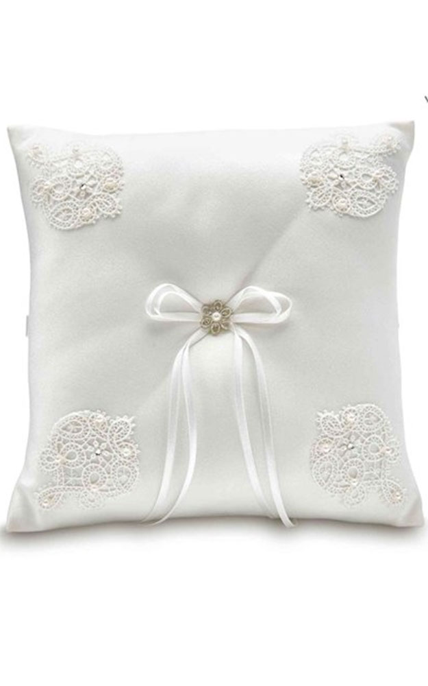 Ringkissen, gedecktes weiß